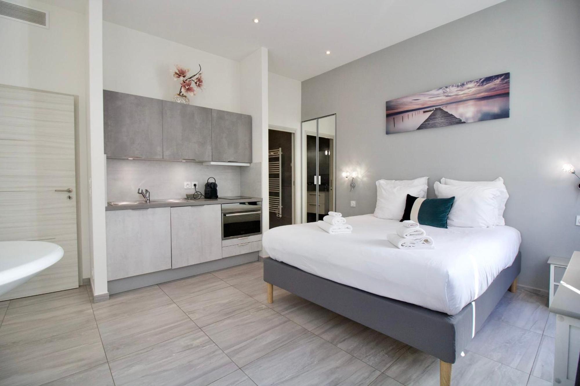 4 Bedrooms 4 Bathrooms Terrace Cannes Exterior photo